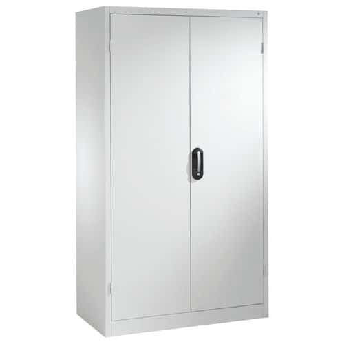 Armoire de grande taille à portes battantes avec bacs à bec